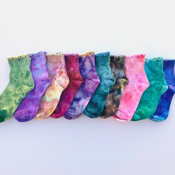 Purple Twilight Ruffle Socks Violet Womens Tie Dye Socks Ice Dye Hand Dyed… - Picture 3 of 4